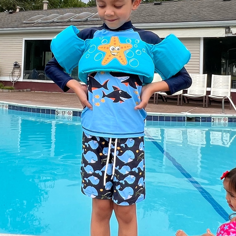 3 pcs swimming suits size 7 year old boy - Picture 5 of 5